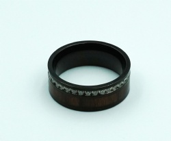 Artificial diamond with wood Titanium wedding rings